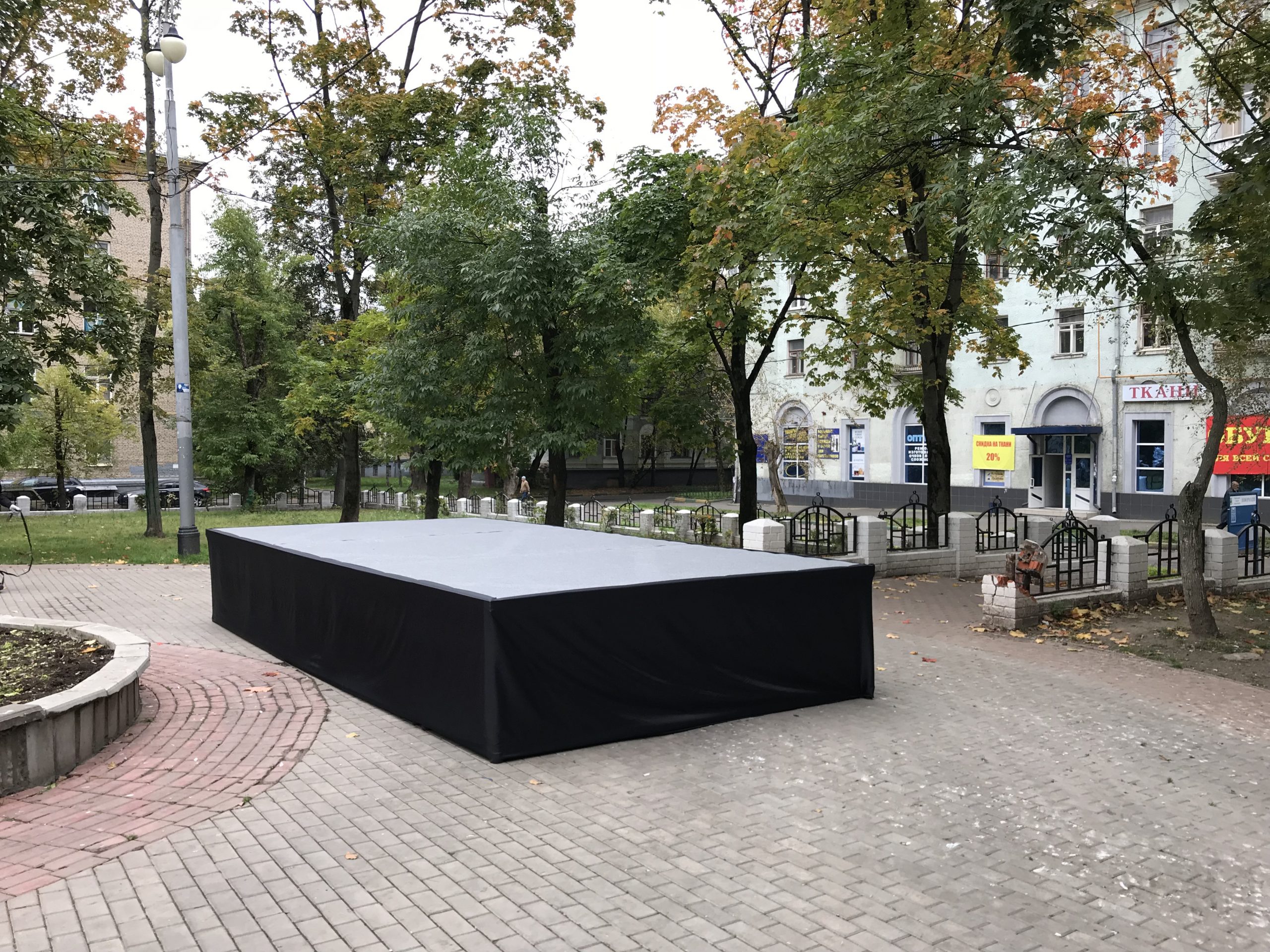 Техническая поддержка Дня двора в одном из скверов столицы